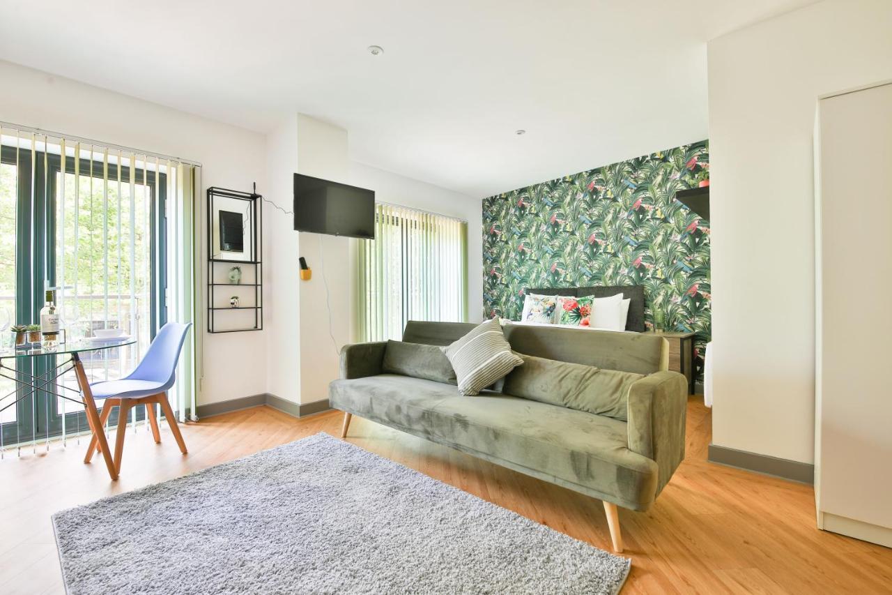 Princess Lofts Centre With Nespresso Coffee Machines & New Fast Wifi By Stayright Apartment *