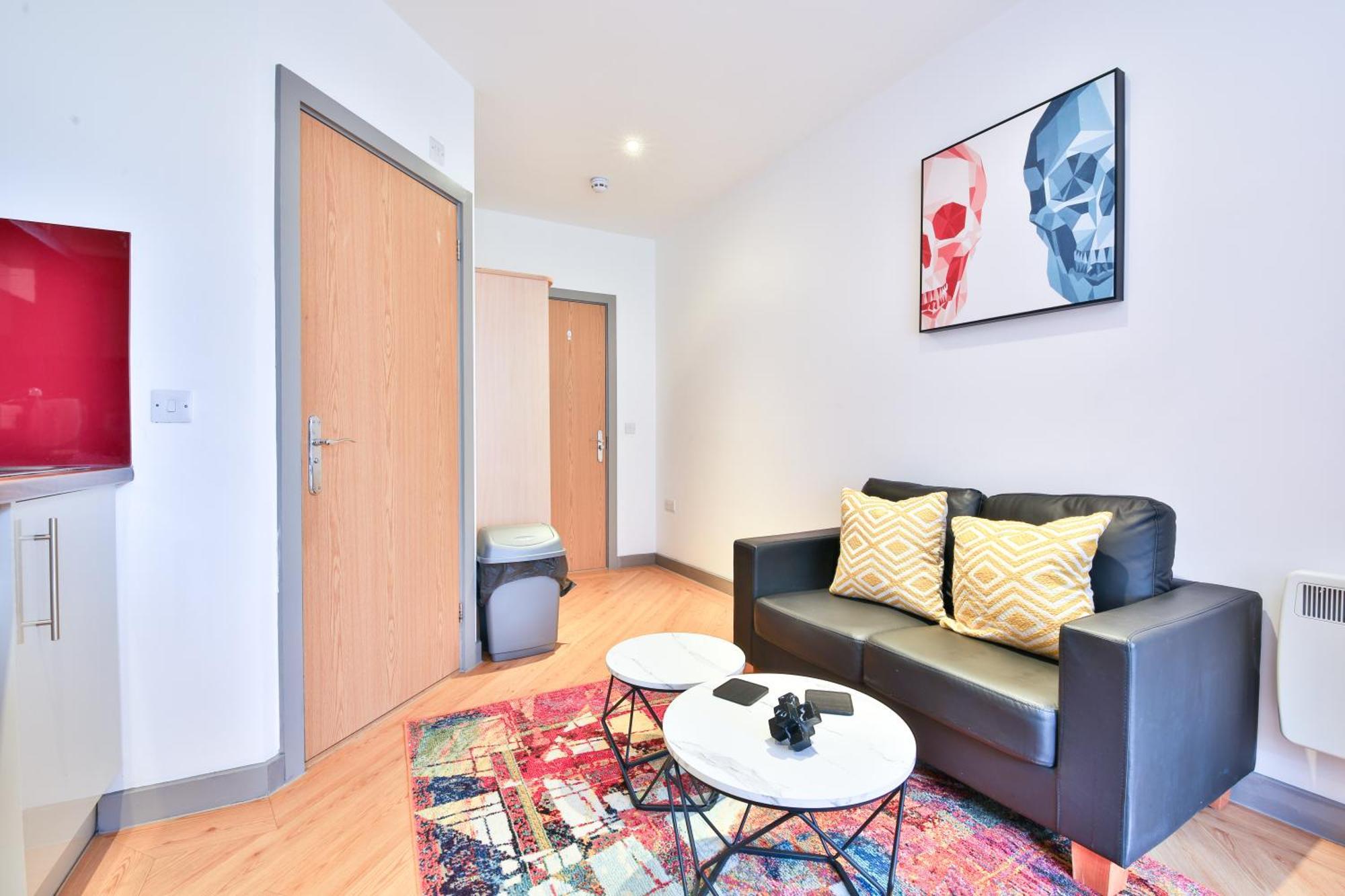 Princess Lofts Centre With Nespresso Coffee Machines & New Fast Wifi By Stayright Apartment