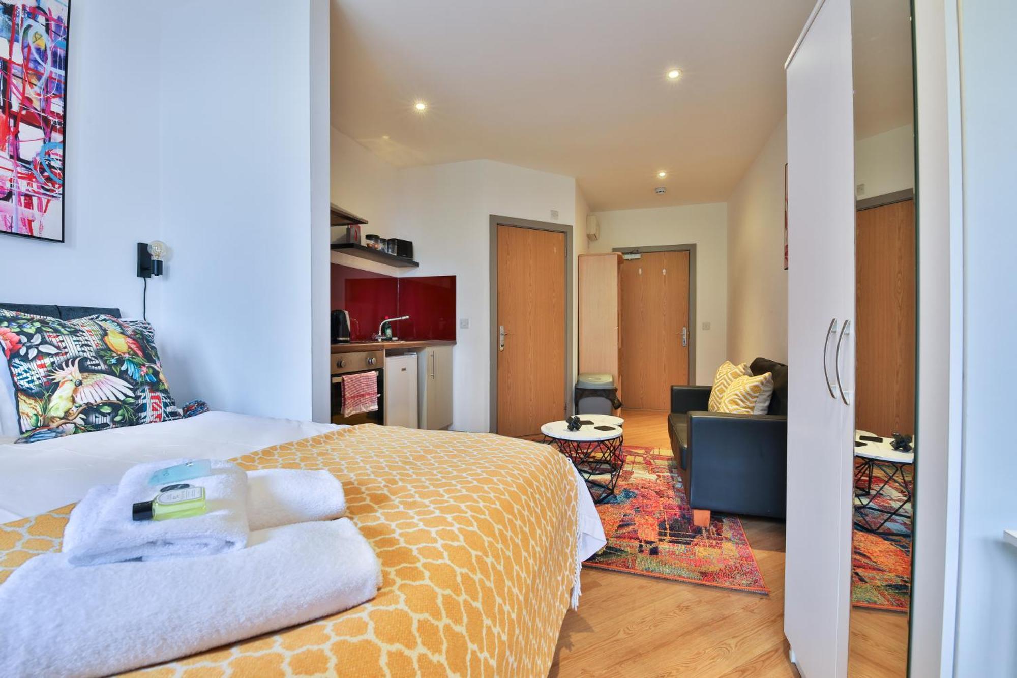Apartment Princess Lofts Centre With Nespresso Coffee Machines & New Fast Wifi By Stayright Swansea